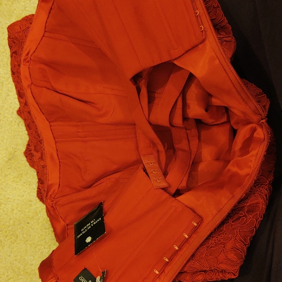 💃Carmen Marc Valvo Signature Size 10 Red Strapless Party Dress 🎉💃 - Picture 14 of 16